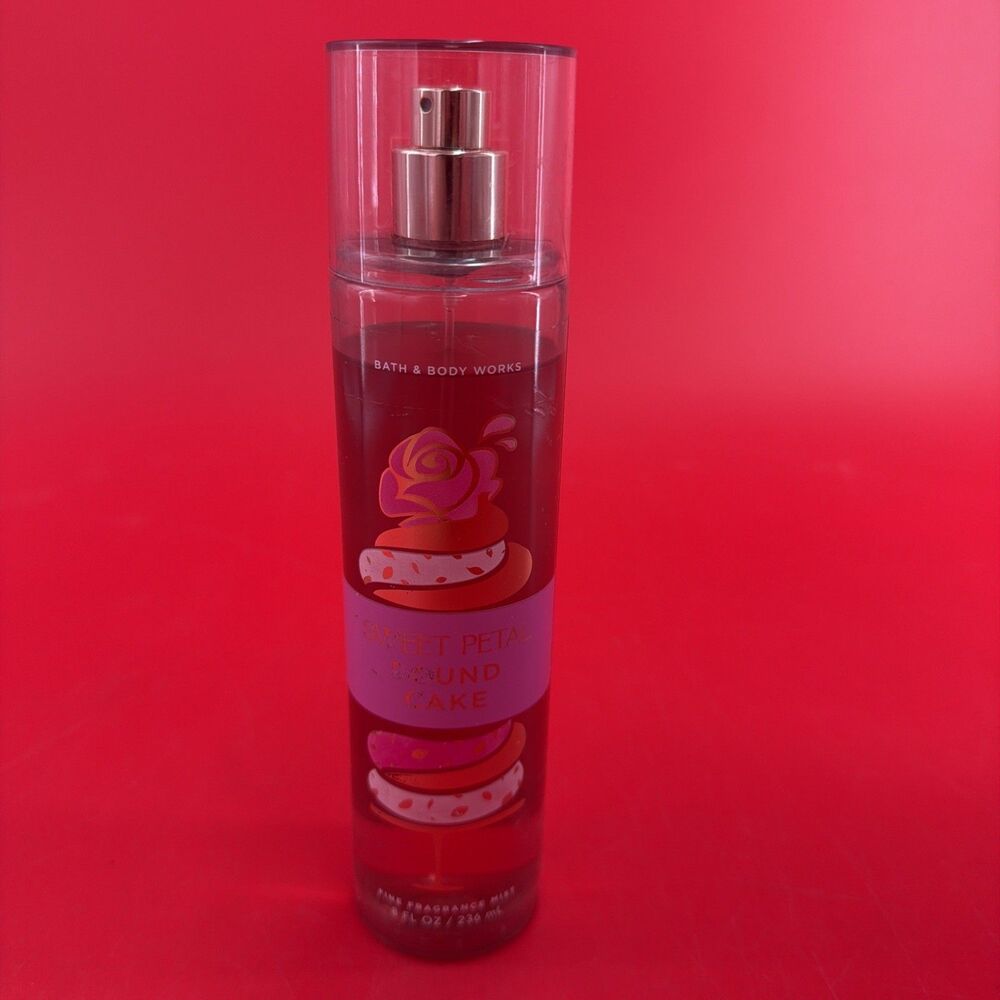 Bath & Body Works Sweet Petal Pound Cake Fine Fragrance Body Mist Spray 8 oz